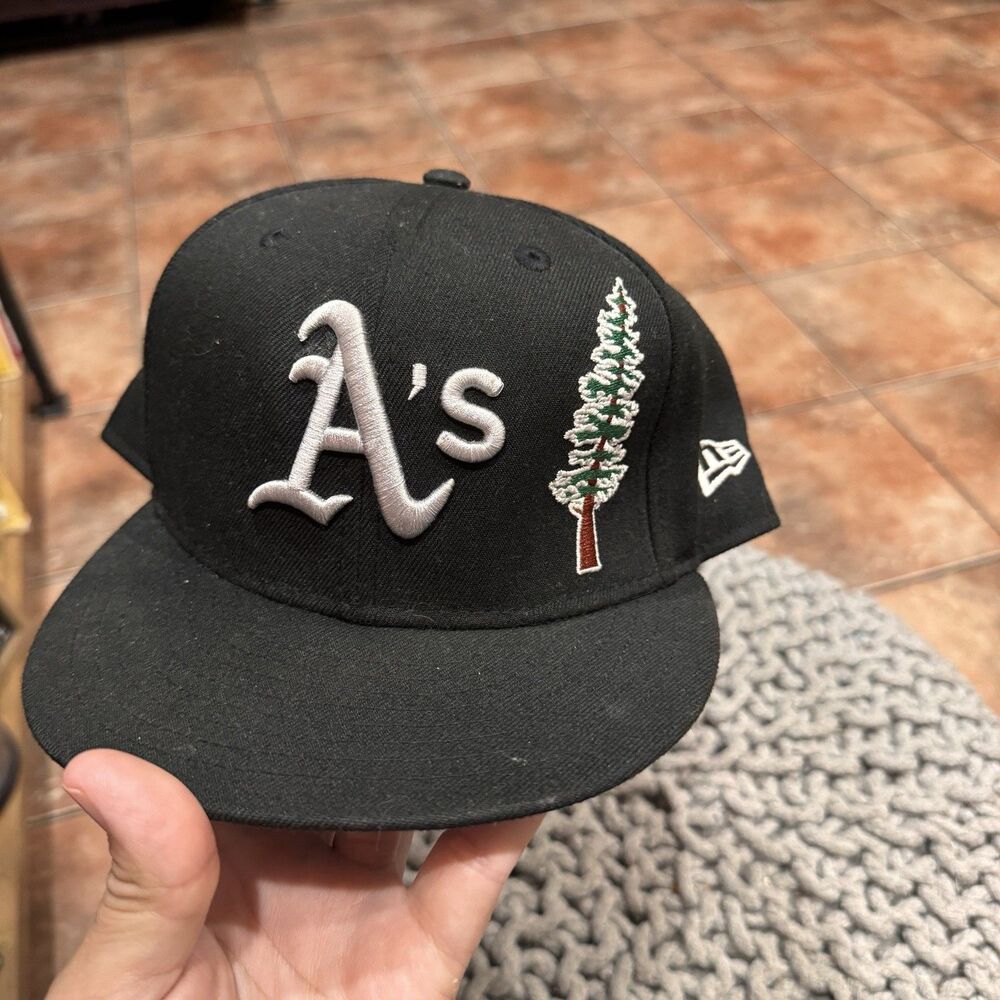 Oakland A's Athletics Hat New Era Cap 7 3/4 Black Local Icon RARE Cocktail Tree